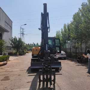 100型輪式抓木機  